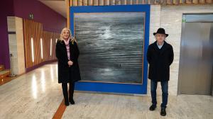 El Tapin - El artista, José Manuel Núñez, dona dos cuadros a la Fundación Municipal de Cultura de Siero