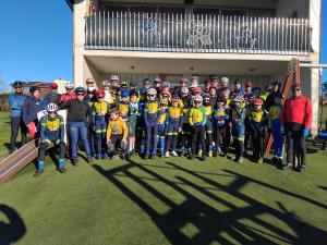 El Tapin - La Escuela de Ciclismo de Viella y el equipo femenino Viella-Guttrans despiden el año con una salida ciclista