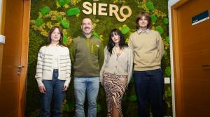 El Tapin - El alcalde recibió a los estudiantes sierenses con mejores expedientes académicos de 2025 de la Universidad de Oviedo