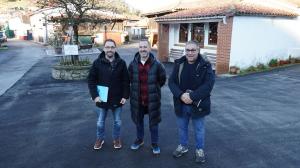 El Tapin - Finalizan las obras de renovación del pavimento del núcleo rural de Lamuño, en  la parroquia de Santa Marta de Carbayín