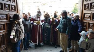 El Tapin - GALERÍA DE IMÁGENES: Los Reyes Magos de Oriente llegaron a Pola de Siero