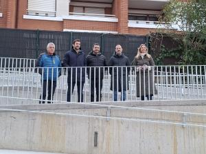 El Tapin - Finalizan los trabajos de construcción de una rampa accesible en el entorno de la Plaza Central de La Fresneda