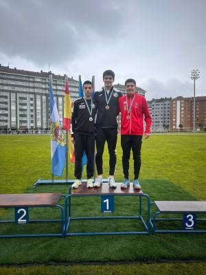 El Tapin - Fin de semana repleto de medallas en los campeonatos de Asturias para los atletas del Ciudad de Lugones