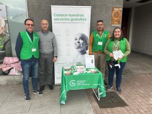El Tapin - La Asociación Española contra el Cáncer colocó una mesa informativa, en La Pola