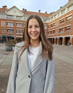 El Tapin - La vecina de La Fresneda, Cayetana Martínez, estudiará un año en Estados Unidos gracias a la beca de la Fundación Amancio Ortega