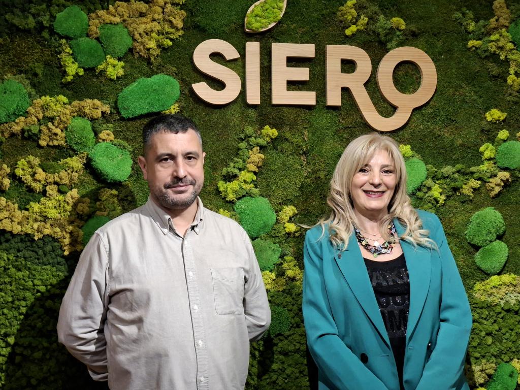 El Ayuntamiento de Siero recibe 386 solicitudes para acceder a 6 plazas de  Policía local