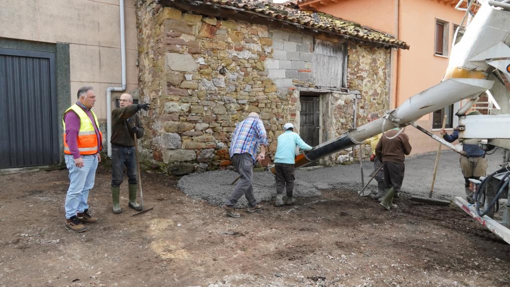 Molleo realizó su sextaferia en colaboración con el Ayuntamiento