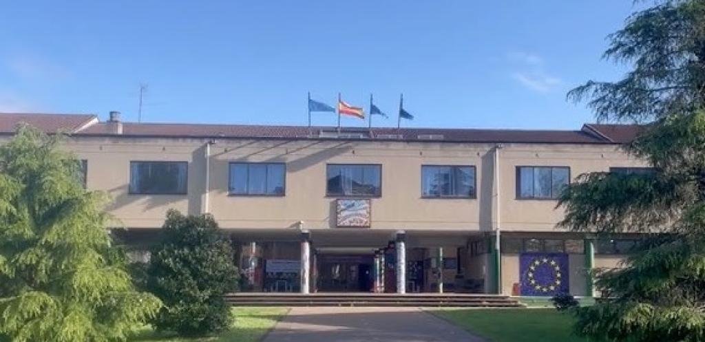 El IES Llanera celebra unas jornadas culturales que recorren la historia, la ciencia y la literatura