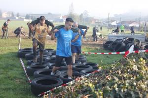 Daniel Osma y Andrea Azkune se impusieron en la élite de la prueba de obstáculo; "Llanera Race: Asalto al Castillo"