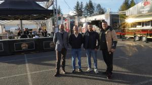 El Tapin - El alcalde de Siero acudió a la inauguración del campeonato gastronómico The Golden Ibérica Burger, en el Parque Principado