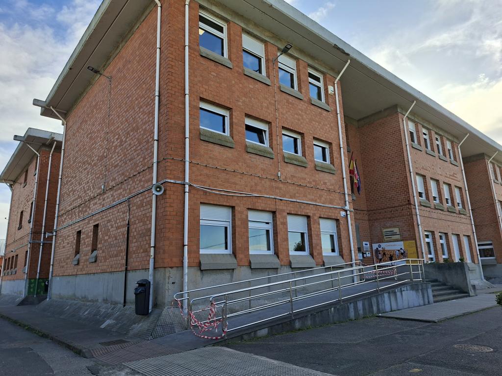 IU Llanera reclama atención urgente al colegio público de Lugo de Llanera
