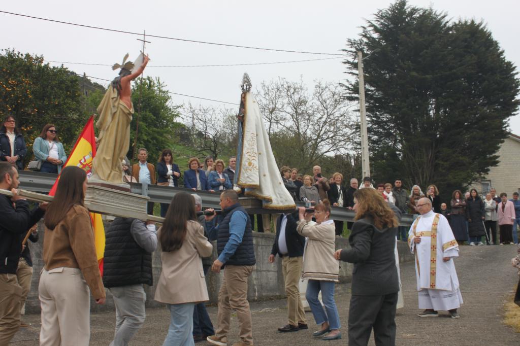 Veyo celebra con devoción la procesión del Encuentro el Domingo de Pascua