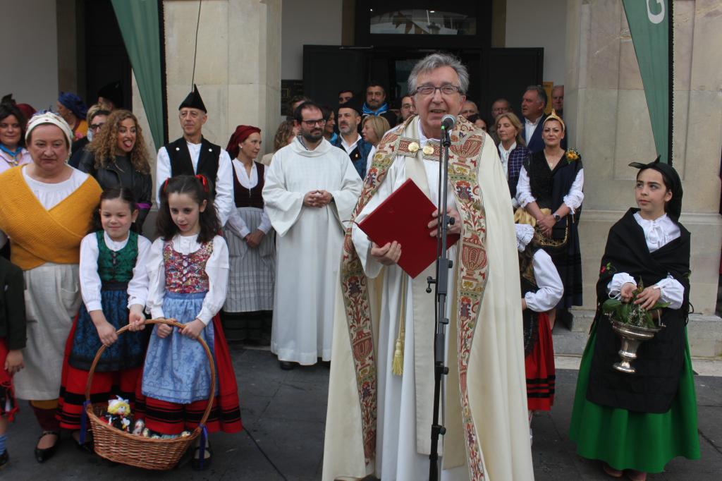 Galería de imágenes de la celebración de los Güevos Pintos