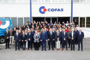 Barbón defiende la fortaleza del sistema sanitario público en el 60 aniversario de Cofas