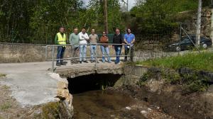 El Tapin - El Ayuntamiento de Siero refuerza la seguridad del entorno del río Negro en Carbayín Bajo