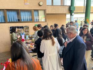 El Tapin - Gran éxito del Mercadillo Literario en el IES Llanera