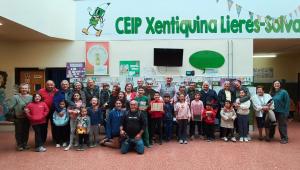 El Tapin - El colegio Xentiquina celebra el Día de la Educación Física en la calle con una jornada intergeneracional en Lieres
