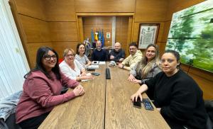 El Tapin - El Ayuntamiento de Siero se reúne con la nueva directiva de la Asociación de Comercio Local
