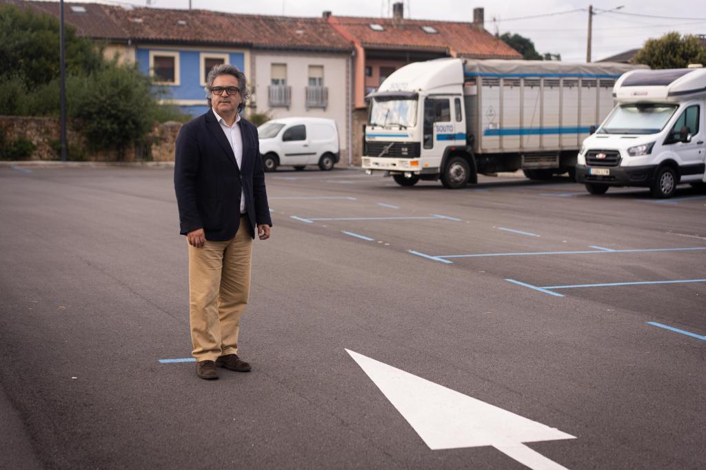 Berros denuncia el “afán recaudatorio” del alcalde reflejado en la nueva concesión de la zona azul en Siero