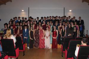 El Tapin - El alumnado de 2º de Bachillerato del IES Llanera despide una etapa marcada por el esfuerzo, aprendizaje y la amistad
