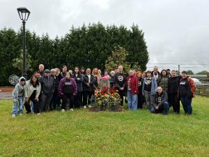 El Tapin - Xuntes y Diversas de Llanera reivindica una Asturias “libre y diversa” en el Día contra la LGTBIAQ+fobia