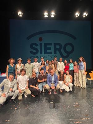 Siero reconoce a 15 alumnos en la III Gala de la Excelencia Académica