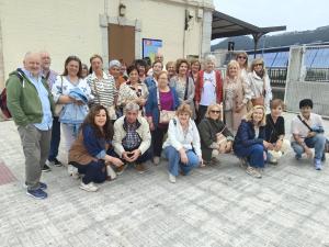 El Tapin - La Asociación de Mujeres de Villabona disfruta de una exitosa excursión a Unquera