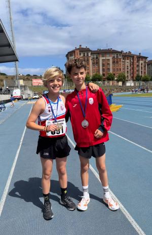 Deva, Pelayo y Lucas consiguen medallas en el campeonato de Asturias