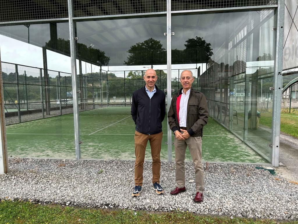 El Patronato Deportivo Municipal de Siero organiza una nueva edición del Campus de Pádel de Verano para jóvenes abonados