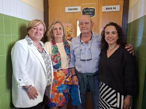 El Tapin - El Colegio Público Xentiquina de Lieres dedica su aula de música a Nacho Fonseca en reconocimiento a su legado educativo y cultural