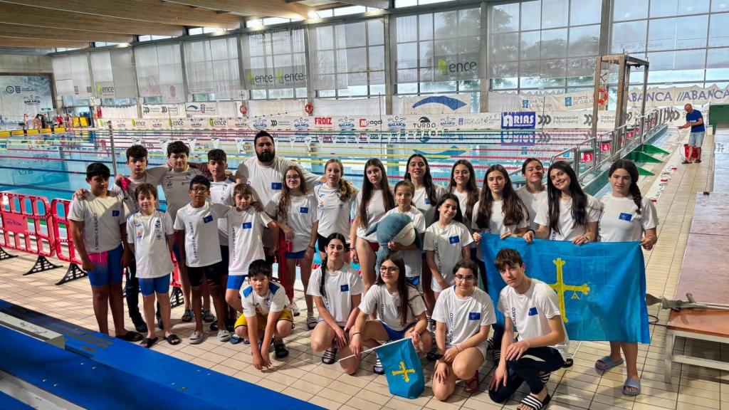 El Club Natación Lugones compite con éxito en el II Trofeo Internacional Galaico-Ence de Pontevedra