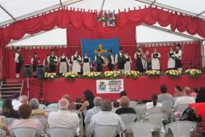 El Tapin - La Asociación Folclórica El Piñote celebra su 48.º aniversario con un intenso fin de semana dedicado a la tradición asturiana