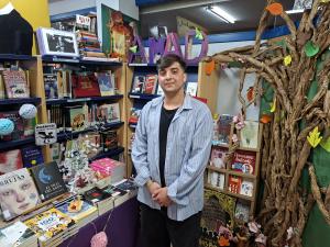 El Tapin - Andrés Jiménez, el primer joven de su familia en graduarse en la ESO: “Con esfuerzo he conseguido algo muy grande”