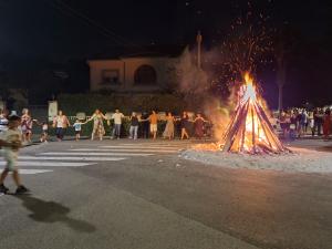 El Tapin - Llanera celebró la noche de San Juan con música, tradición y la danza prima