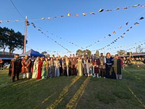 El Tapin - Más de 1.300 personas participan en la cena medieval de Los Exconxuraos en una multitudinaria jornada festiva