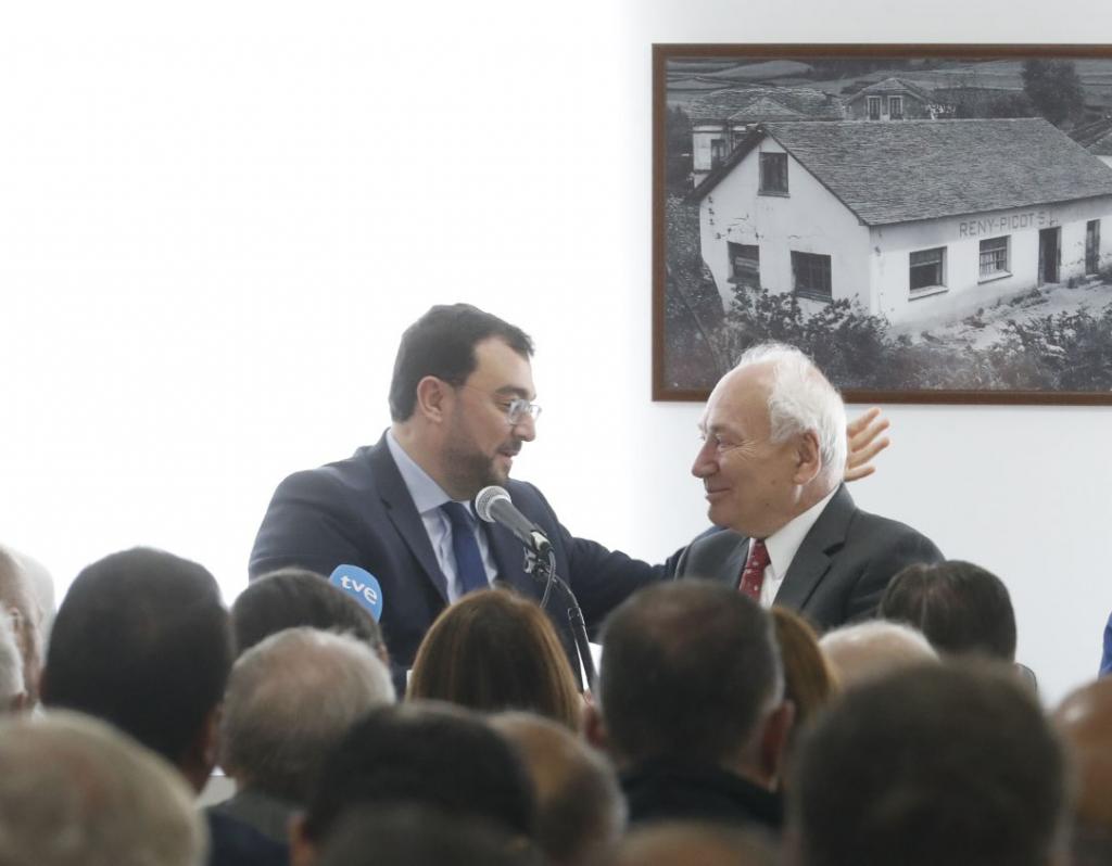 El presidente de Industrias Lácteas Asturianas, Francisco Rodríguez, distinguido con la Orden del Mérito Civil a propuesta de Adrián Barbón