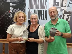 El Tapin - Armando Murias presenta en Llanegra una novela sobre inmigración, narcotráfico y fronteras