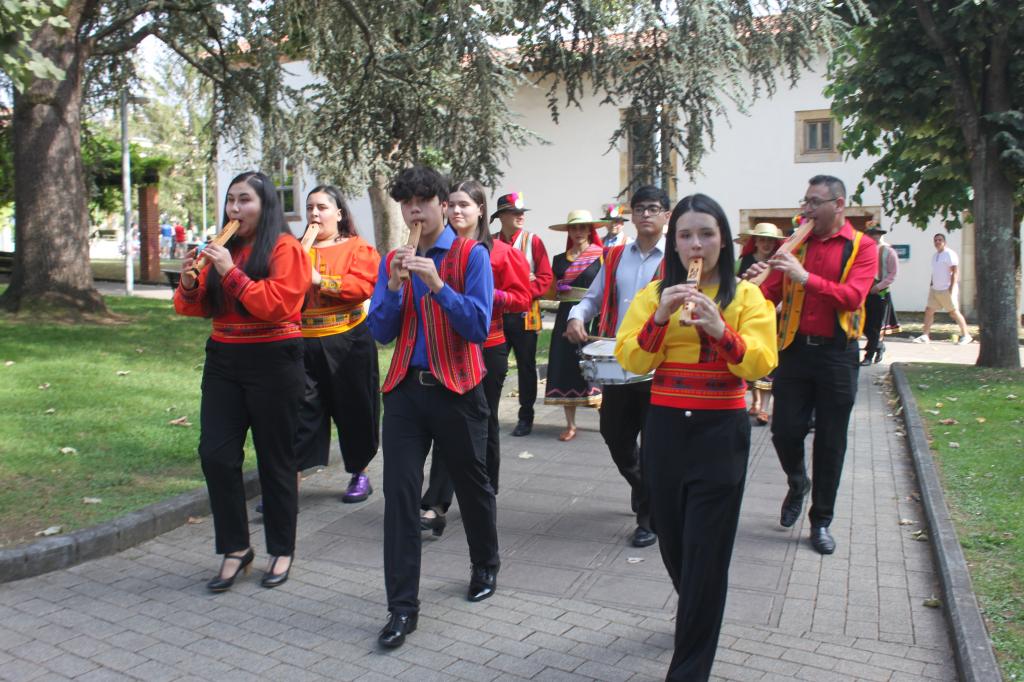 La Pola reunió a agrupaciones de Chile y distintos puntos de España en el XXVIII Festival Internacional de Folclore