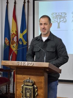 El Tapin - Ángel García niega presiones a comercios y asegura que el Ayuntamiento cumple "de manera muy rigurosa" la Ley de Contratos