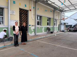 El Tapin - El Ayuntamiento de Siero realiza trabajos de pintura en la Escuela de Viella del CRA de  Viella