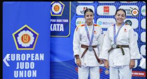 Alba y Vera logran la plata para Judo Corujo en el Madrid European Kata Tournament