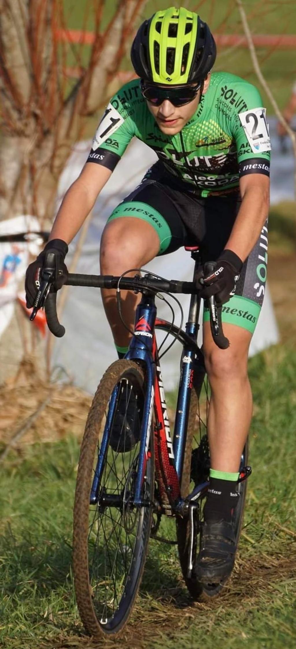 El Tapin - Pablo Sánchez de la Escuela de Ciclismo de Viella y el ciclista lugonense, Asier Ramos, han sido convocados por la selección asturiana 